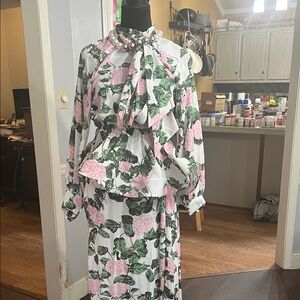 AKIRA Pink and Green Floral pant set